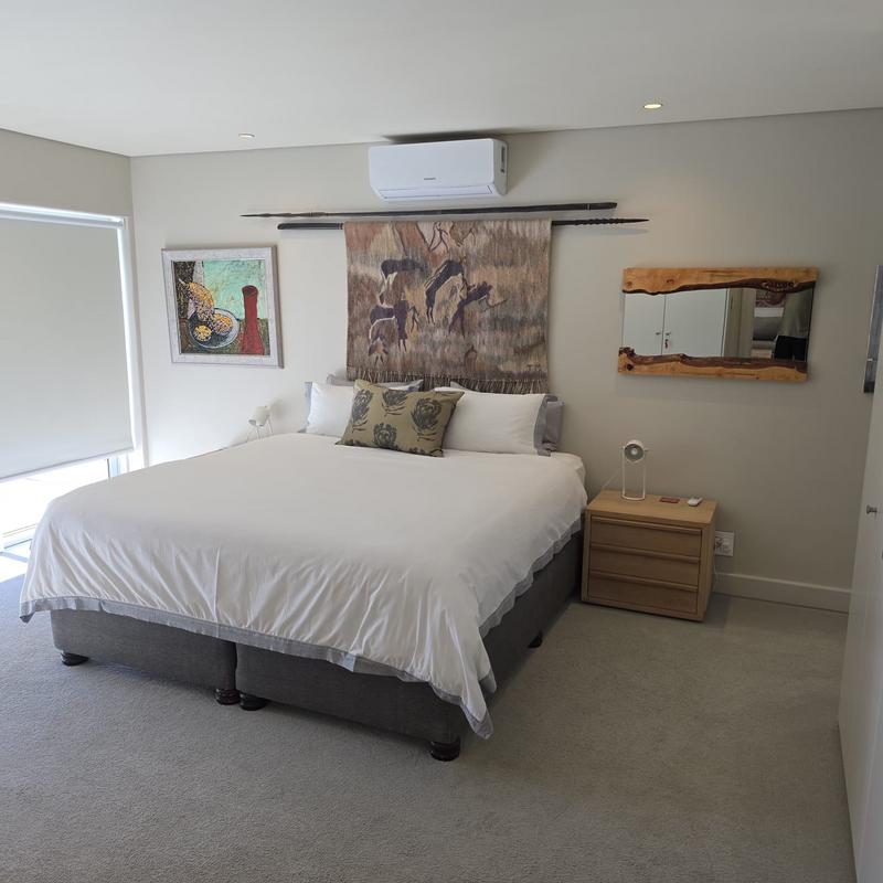 3 Bedroom Property for Sale in Green Point Western Cape